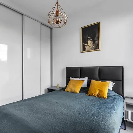 Rydygiera - For 4p, Balcony, View, Shopping Mall Nearby - By Rentujemy Szálloda