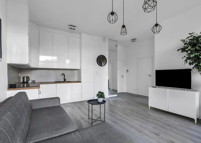 Szálloda Rydygiera - For 4p, Balcony, View, Shopping Mall Nearby - By Rentujemy