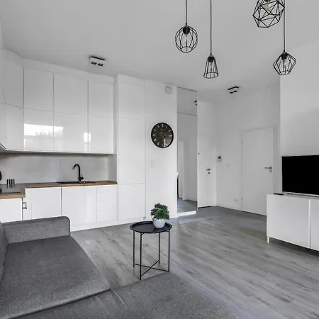 מלון Rydygiera - For 4p, Balcony, View, Shopping Mall Nearby - By Rentujemy